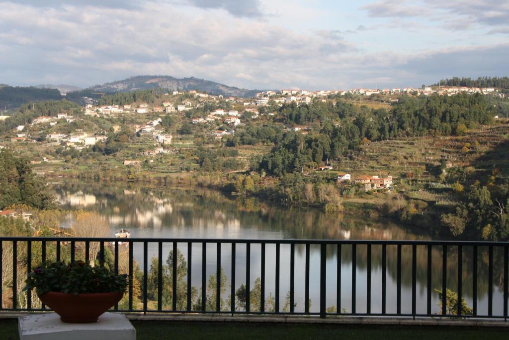 Quinta De Santa Cruz Hotel Canelas  Kültér fotó